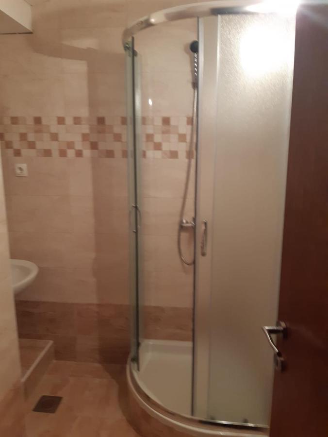 Apartmani I Sobe Grga Starigrad Paklenica Dış mekan fotoğraf