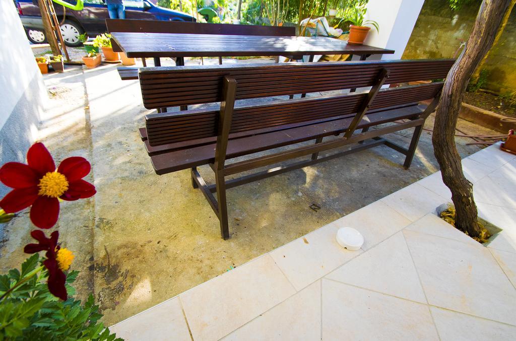 Apartmani I Sobe Grga Starigrad Paklenica Dış mekan fotoğraf