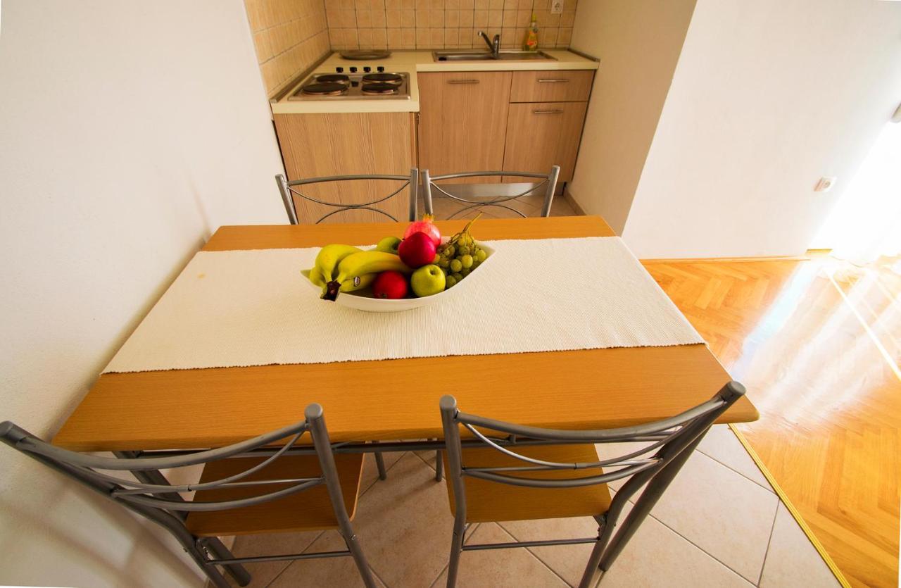 Apartmani I Sobe Grga Starigrad Paklenica Dış mekan fotoğraf